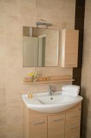 A bathroom at Bella Vista House