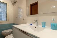 A bathroom at B&B ABRUZZO
