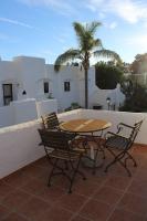 A balcony or terrace at Estepona - Playa - Estudio con terraza solárium Pi16