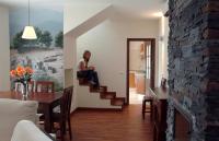 Posedenie v ubytovaní Apartamentos Ardales