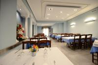 Restaurace v ubytování Hotel Duque de Calabria