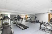 Fitness centrum a/nebo fitness zařízení v ubytování King Maron Wellness Beach Hotel