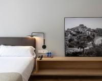 Postel nebo postele na pokoji v ubytování Alta House Begur