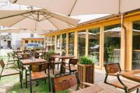 Restauracja lub miejsce do jedzenia w obiekcie Hotel Yarden by Artery Hotels
