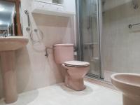 Koupelna v ubytování APARTAMENTO "PASEO DEL SAÚCO"