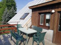 Balkón nebo terasa v ubytování Apartmány U Vlka