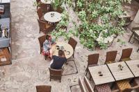 Gäste, die in der Unterkunft XVA Art Hotel übernachten