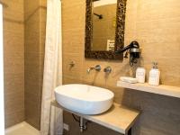 A bathroom at Il Sestante