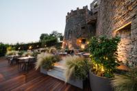 A garden outside Relais San Vigilio al Castello