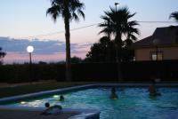 The swimming pool at or close to Los Nietos Apartment