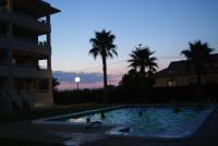 The swimming pool at or close to Los Nietos Apartment