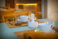 Jedlo v ubytovaní bed & breakfast alebo blízkom okolí