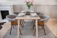 Posedenie v ubytovaní Apartament Kopernika 25