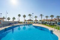 Bazén v ubytování Hotel Isabel nebo v jeho okolí