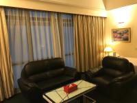 Ein Sitzbereich in der Unterkunft KL Service Suites at Times Square KL