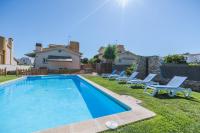 The swimming pool at or close to Casa Neus Barà