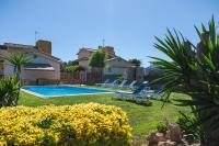 The swimming pool at or close to Casa Neus Barà