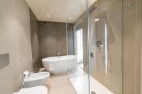 A bathroom at Relais San Vigilio al Castello