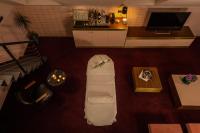 Stories Boutique Hotelにあるテレビまたはエンターテインメントセンター