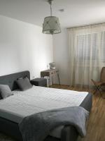 Plán poschodí v ubytovaní Vienna Hauptbanhof and Belvedere two bedroom apartment