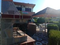 Vonkajšia záhrada v ubytovaní Kyriakos Studios