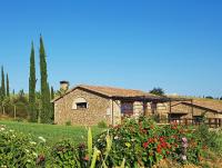 A garden outside Agriturismo La Fonte