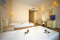 Postel nebo postele na pokoji v ubytování Duni Marina Beach Hotel - All Inclusive