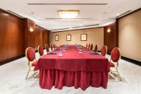 The business area and/or conference room at Eurostars Gran Hotel Santiago