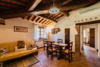 A seating area at Agriturismo Malagronda
