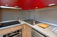 Kuchyň nebo kuchyňský kout v ubytování Santa Clara Apartments