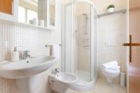Kúpeľňa v ubytovaní LE RONDINELLE Apartment Bellagio