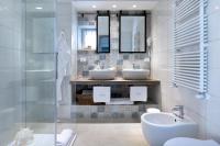 A bathroom at Dimora Marinucci