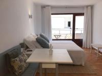 A bed or beds in a room at Apartamentos Albertos