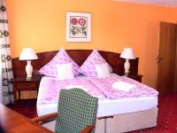 Postel nebo postele na pokoji v ubytování Hotel Neustädter Hof
