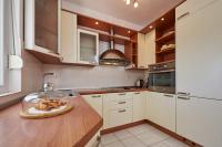 Kuchyňa alebo kuchynka v ubytovaní Apartmani Sara i Klara