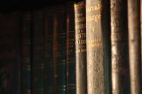 ホテルにある図書室
