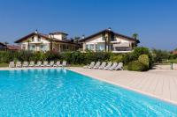 Bazén v ubytovaní Apartment Blue Laguna alebo v jeho blízkosti