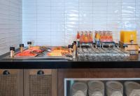 Jídlo v hotelu nebo okolí