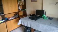 Televízia a/alebo spoločenská miestnosť v ubytovaní Koukmaris House