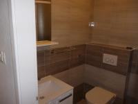 Koupelna v ubytování Apartmani Ana