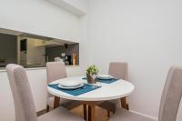 Kuchyň nebo kuchyňský kout v ubytování 137 LuxResidence