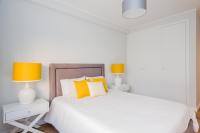 Postel nebo postele na pokoji v ubytování 137 LuxResidence