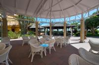 A restaurant or other place to eat at Hotel IPV Palace & Spa - Adults Recommended