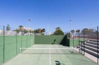 Tenis alebo squash v ubytovaní atico coqueto los martines alebo jeho okolí