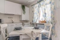 Kuchyňa alebo kuchynka v ubytovaní Casa nel Borgo Marinaro di Civitanova