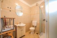 Kúpeľňa v ubytovaní Apartments Đurđa