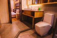 Koupelna v ubytování Paragon Inn