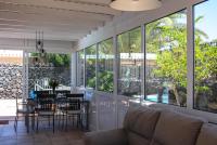 The swimming pool at or close to VILLA OLIVEIRA by Buenavilla