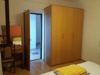 Apartment Plavia Biogradにあるベッド