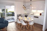 Kuchyňa alebo kuchynka v ubytovaní LUXURY Apartment Ledo